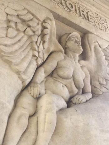 This angel sculpture is featured within the city's Combatants Monument, an outdoor memorial to the local fallen soldiers of WW 1 and 2. She definitely looks like she could hold her own in battle. She even has a helmet!